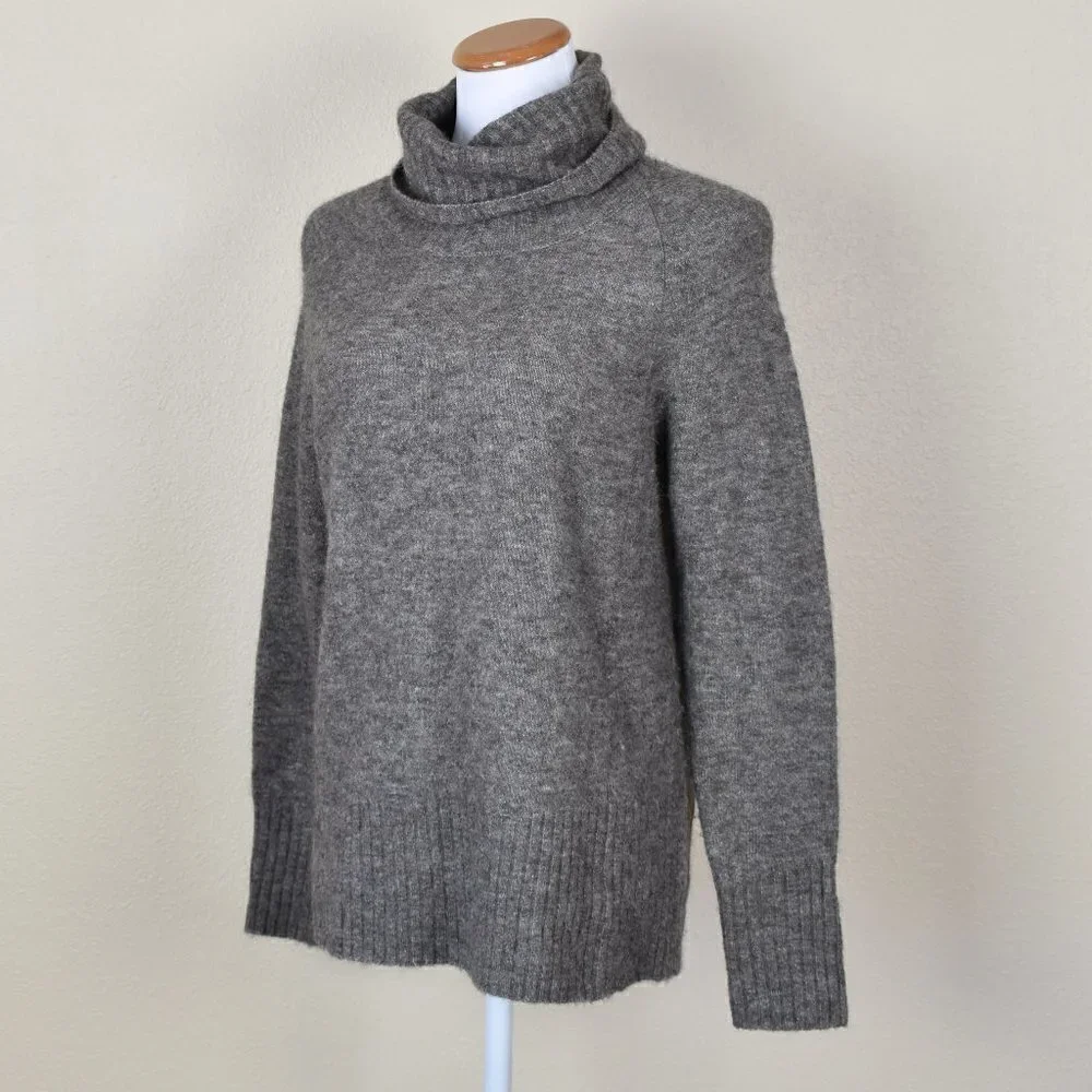 The Group Babaton Plutarch Knit Alpaca Wool Blend Turtleneck Sweater XS - Picture 2 of 8